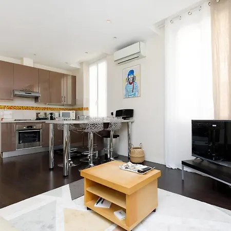 Cosy Seafront T2 Flat In Le Suquet